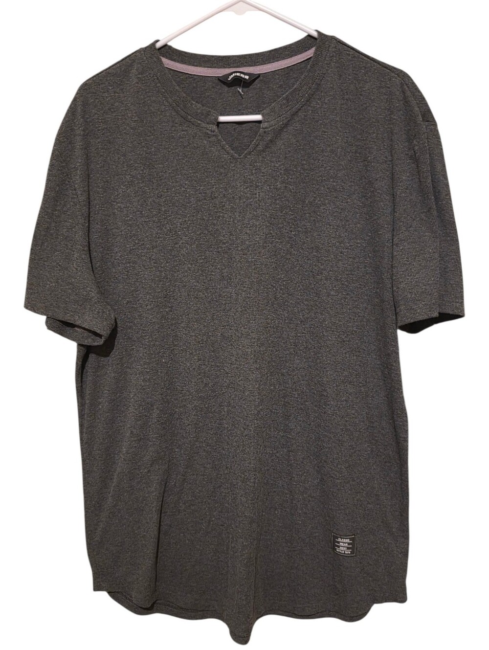 JMIERR EUC Gray Ribbed T-Shirt With Notched Crew Nexk Size XL